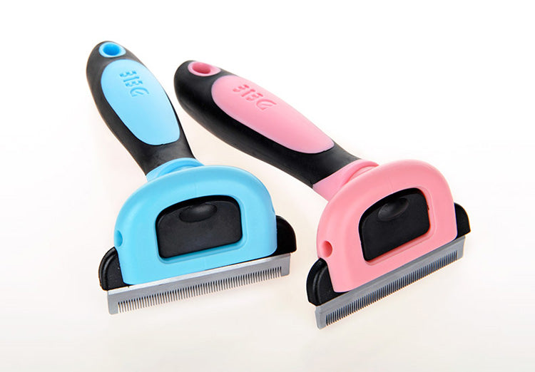 Pet Hair Removal Comb – Gentle Deshedding Tool for Long-Haired Dogs & Cats