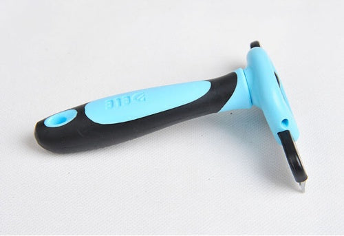 Pet Hair Removal Comb – Gentle Deshedding Tool for Long-Haired Dogs & Cats